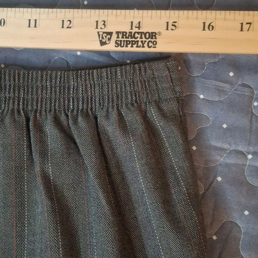 Alfred Dunner Women's Gray Pinstripe Pants size 12 NWT - Picture 5 of 7